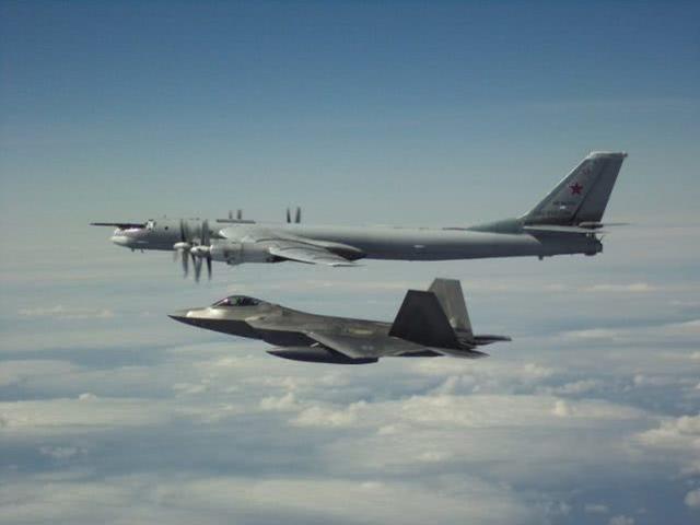 中國(guó)最新轟炸機(jī)視頻，揭示空中力量的嶄新面貌